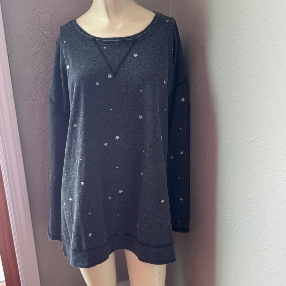 Z supply sweatshirt with stars long sleeve gray size XS NWT